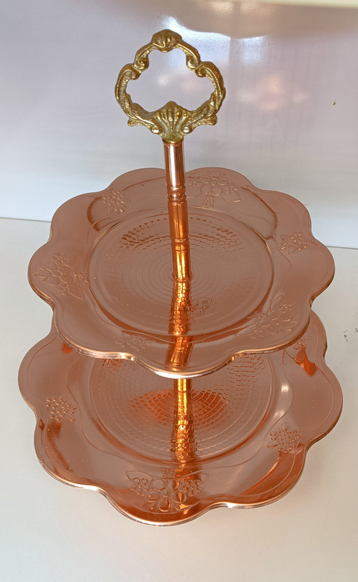 شیرینی خوری دو طبقه گلبرگ نانو شده