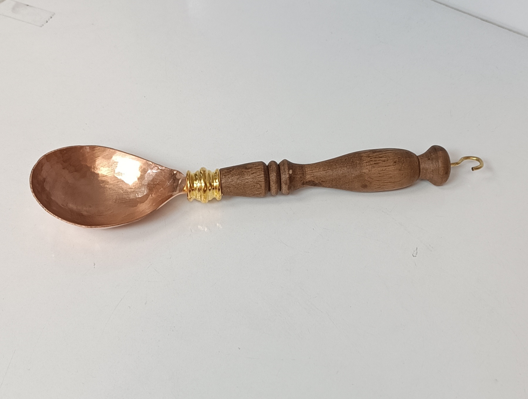 قاشق  آجیل مسی دسته چوبی