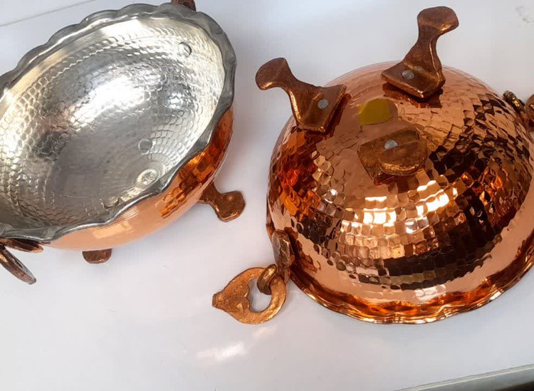 کاسه مسی پایه دار و گوشواره دار نانو شده و رنگ ثابت