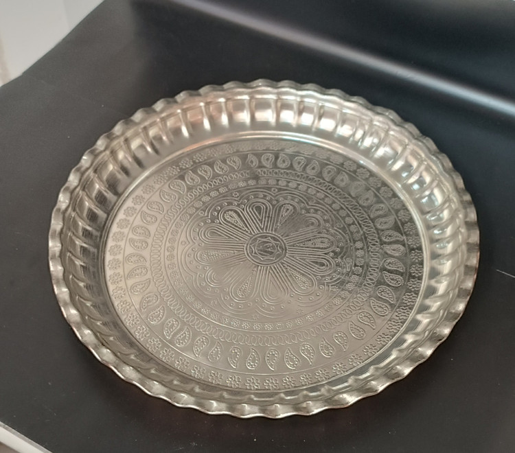 سینی مسی لبه دار داخل قلع و طرح دار بیرون نانو شده رنگ ثابت
